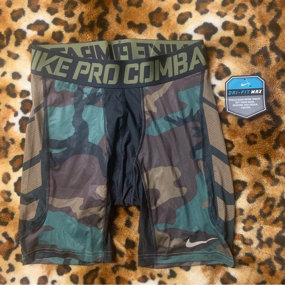 Nike pro combat Compression Shorts men’s large nwt - Picture 1 of 5